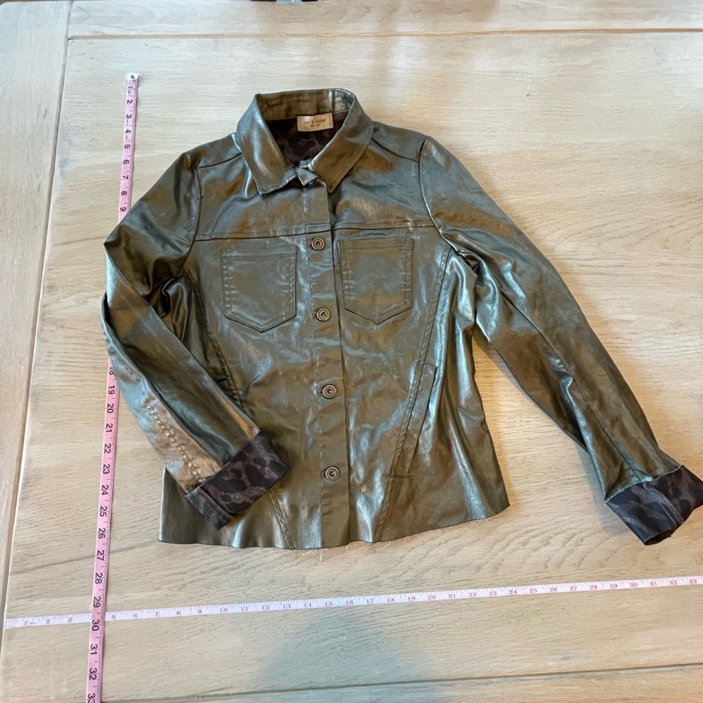 Lola & Sophie Olive Green metallic shacket